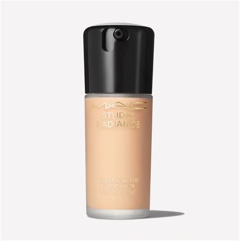 M.A.C Studio Radiance Serum Powered Foundation.